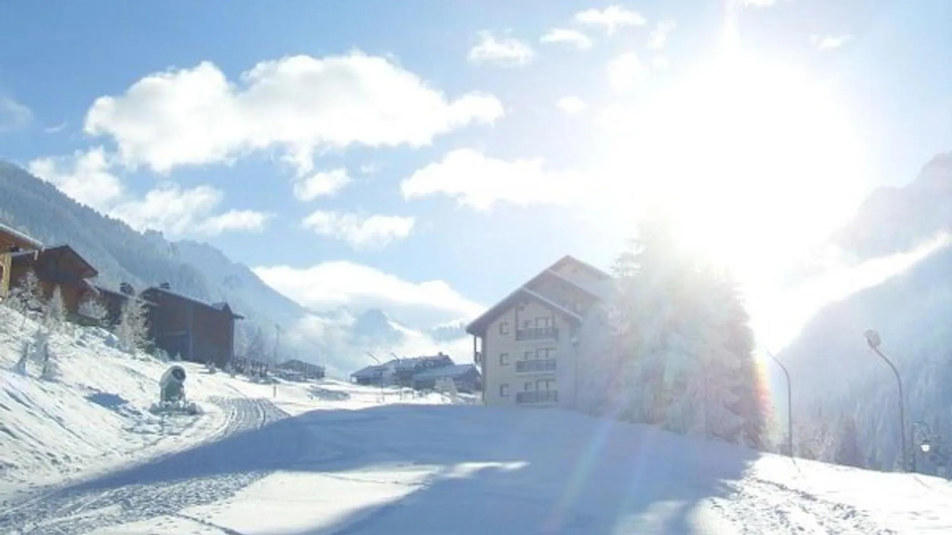 Apartment Appartement 2 Pieces, Idealement Situe, A 30M Des Pistes Et Des Commerces. - Fr-1-265-315 Modane